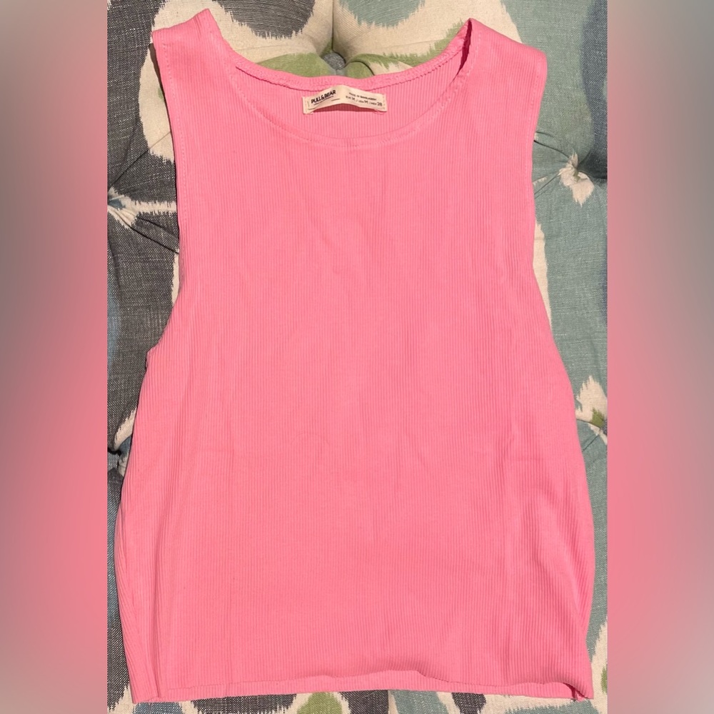 Pull & Bear pink tank top.
